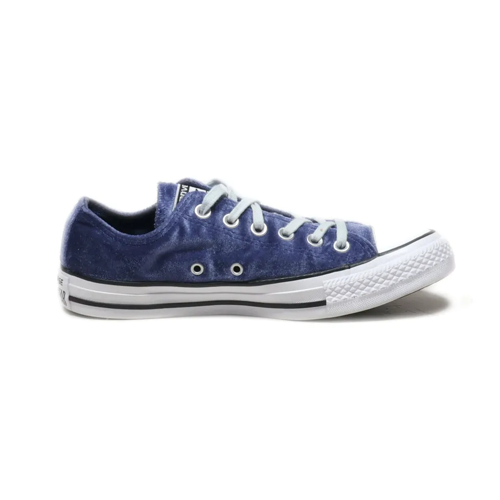 Converse Chuck Taylor All Star Low-Top Sneakers Fabric Blue Colour For Women