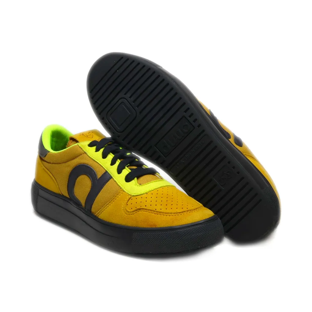 Duuo Empathy Revolution Low-Top Sneakers Suede Yellow Colour For Men