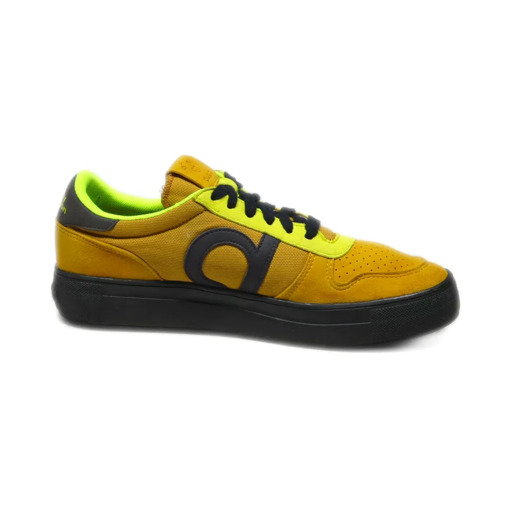 Duuo Empathy Revolution Low-Top Sneakers Suede Yellow Colour For Men