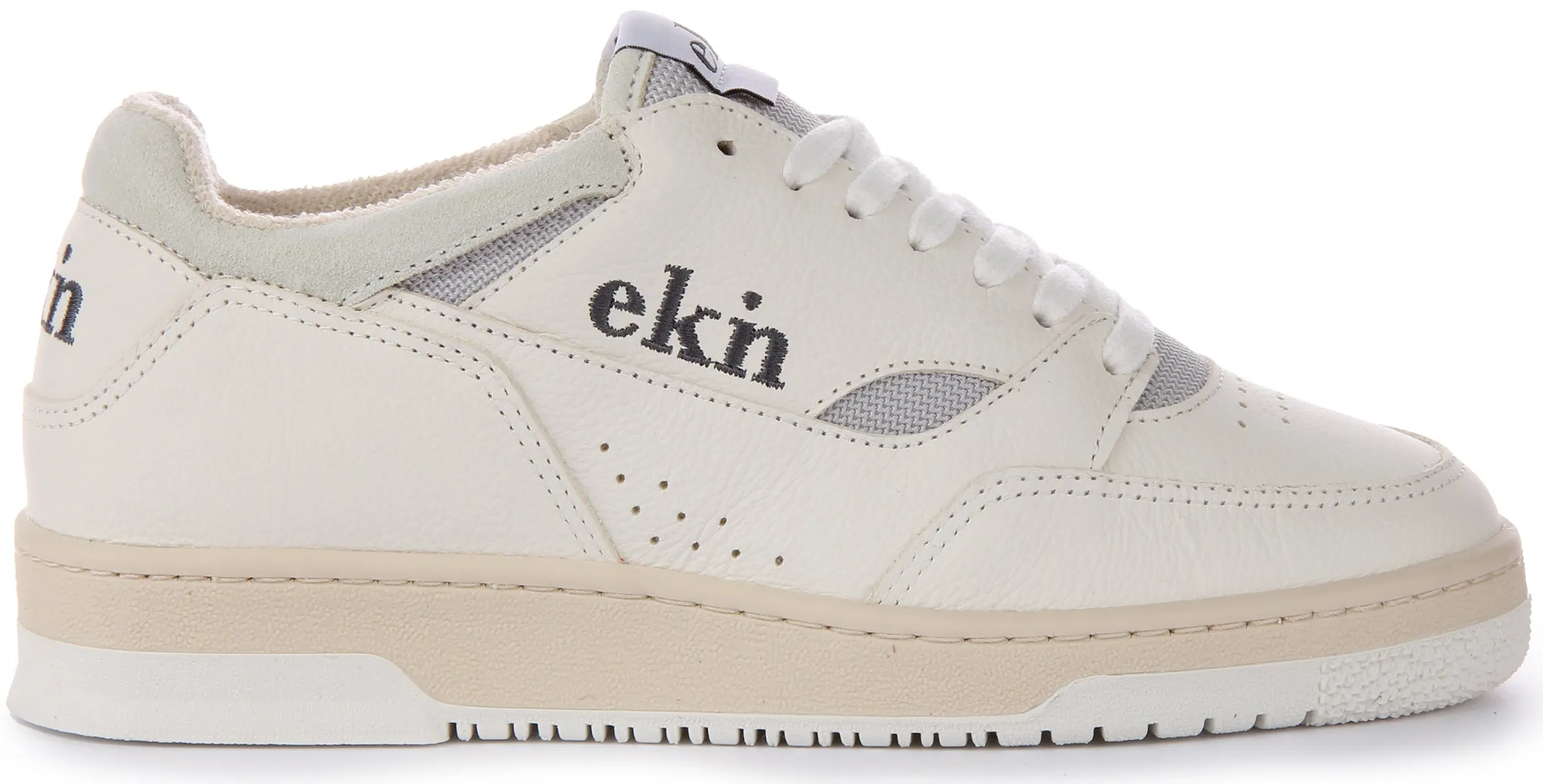 Ekn Yucca Trainer In White