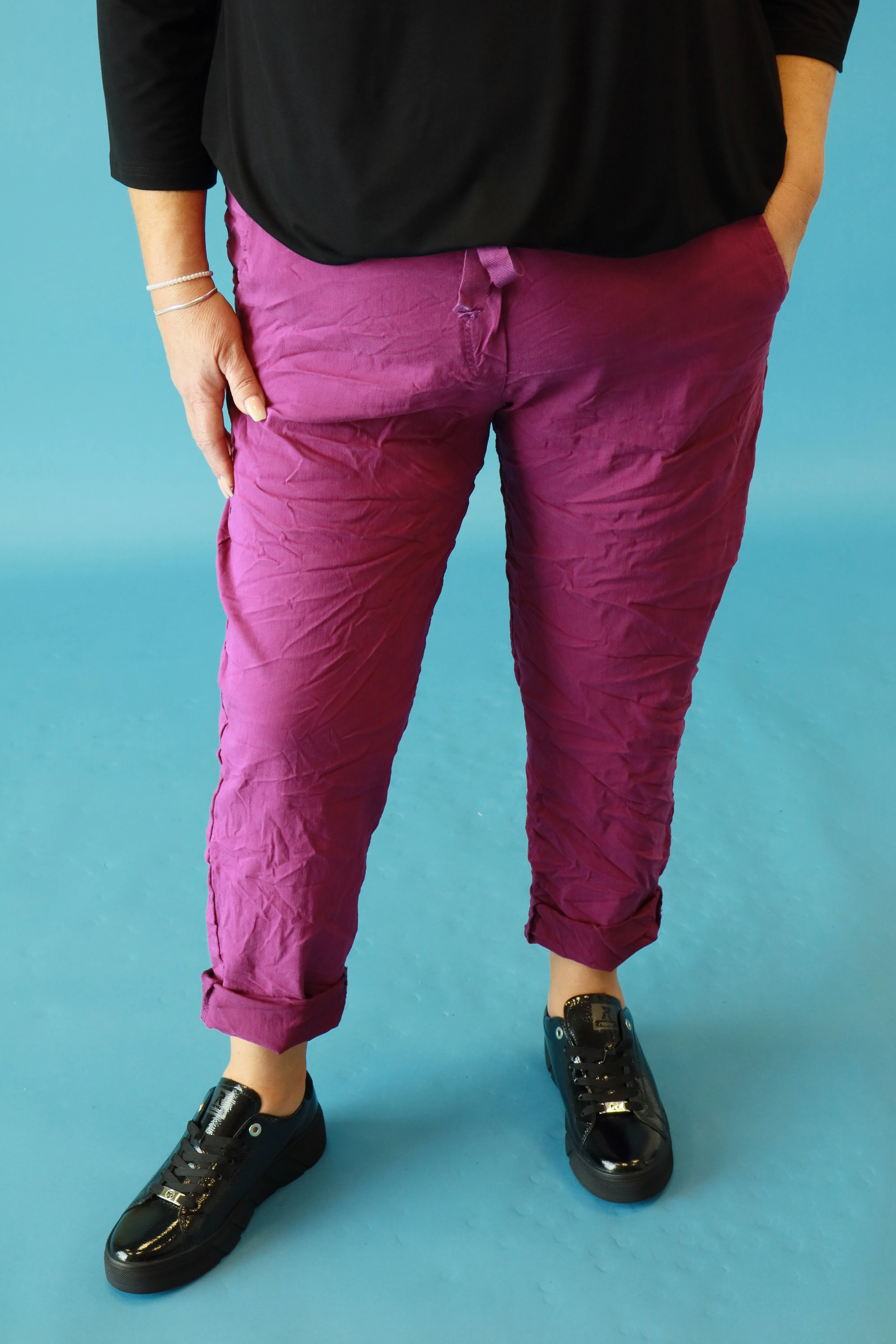 Heidi Jogger in Magenta