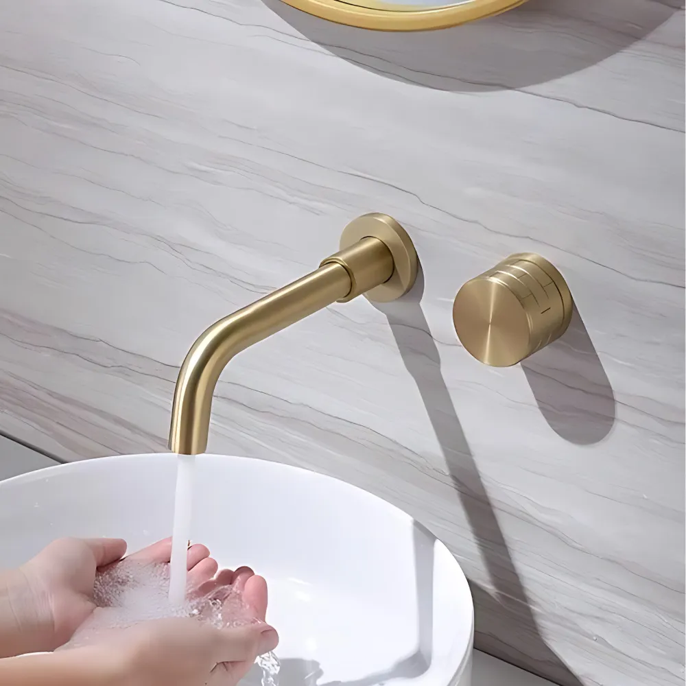 LUMINASTREAM / Wall-Mounted Bathroom Faucet