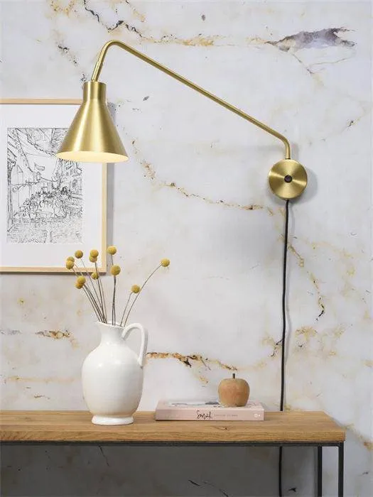 Lyon Wall Lamp