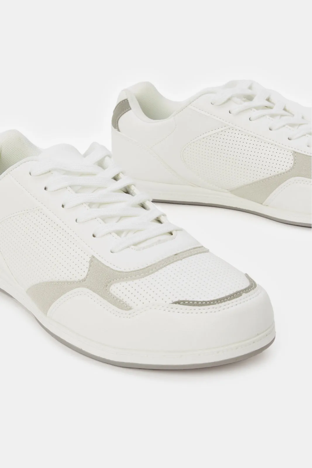 Men White Material Block Sneaker