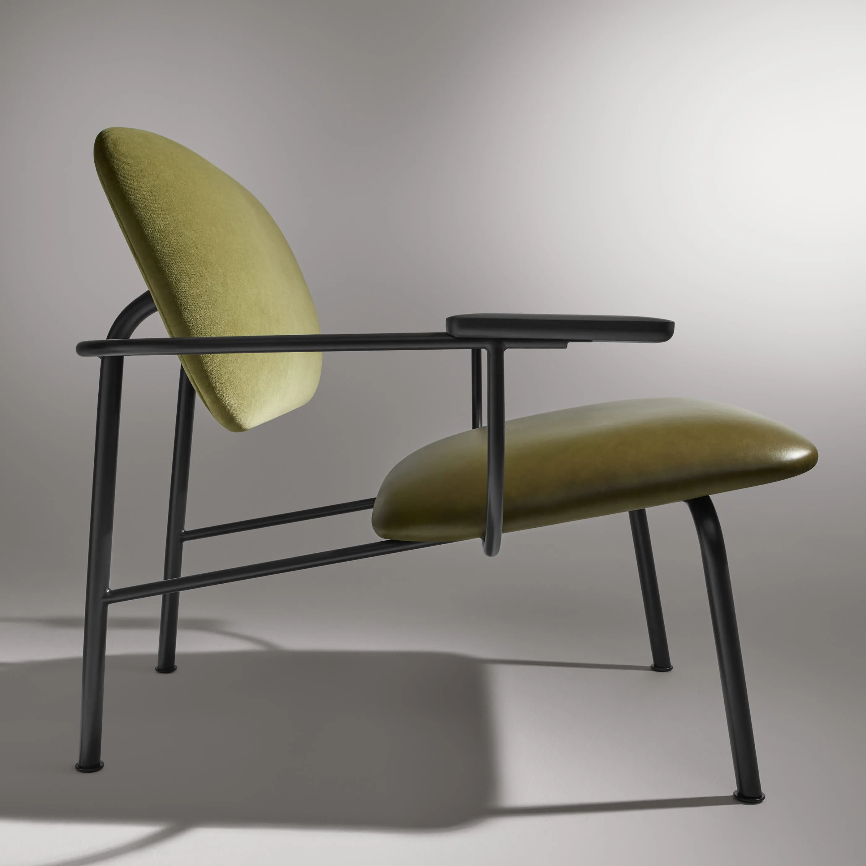 Method Lounge Chair