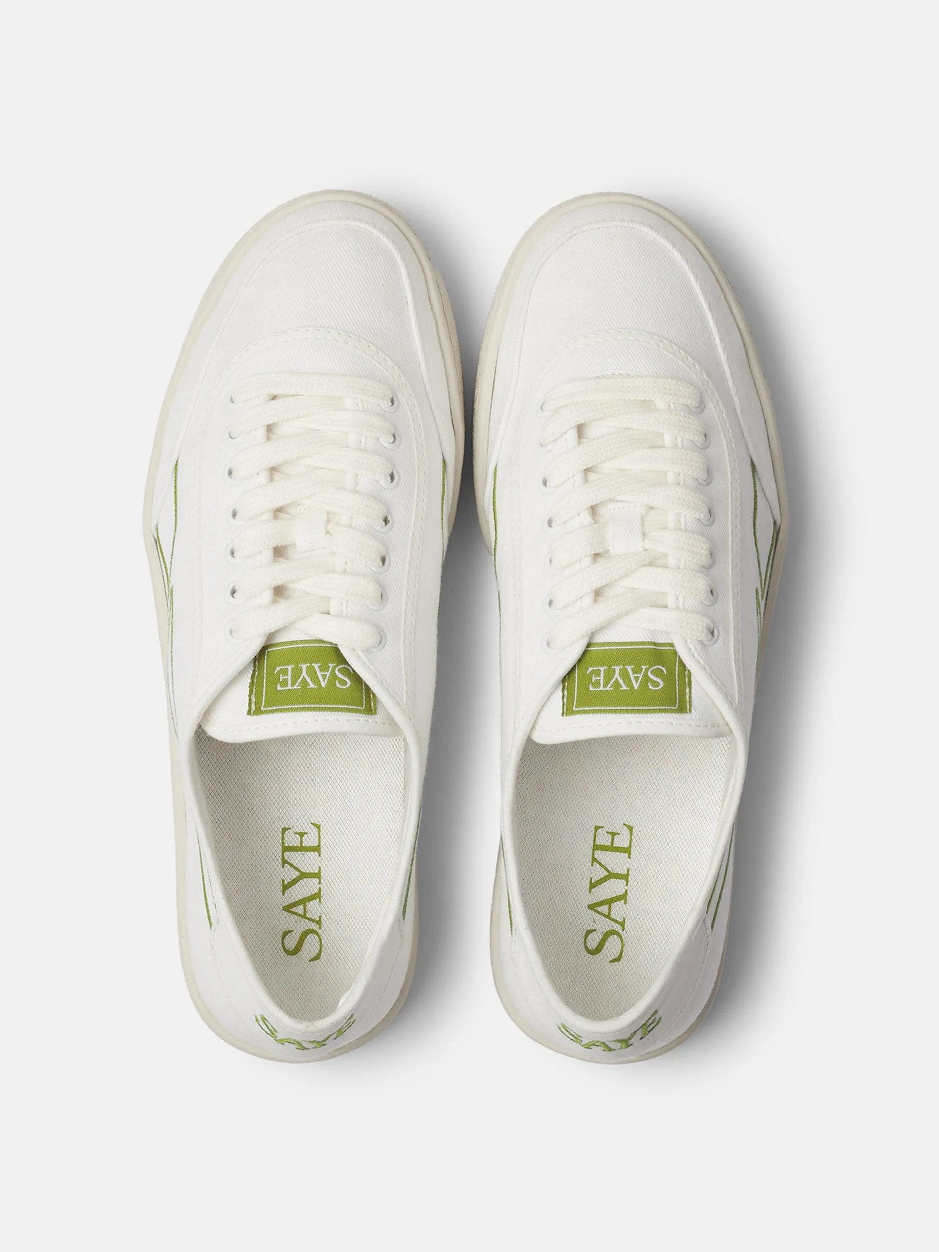 Modelo '65 trainer in lime