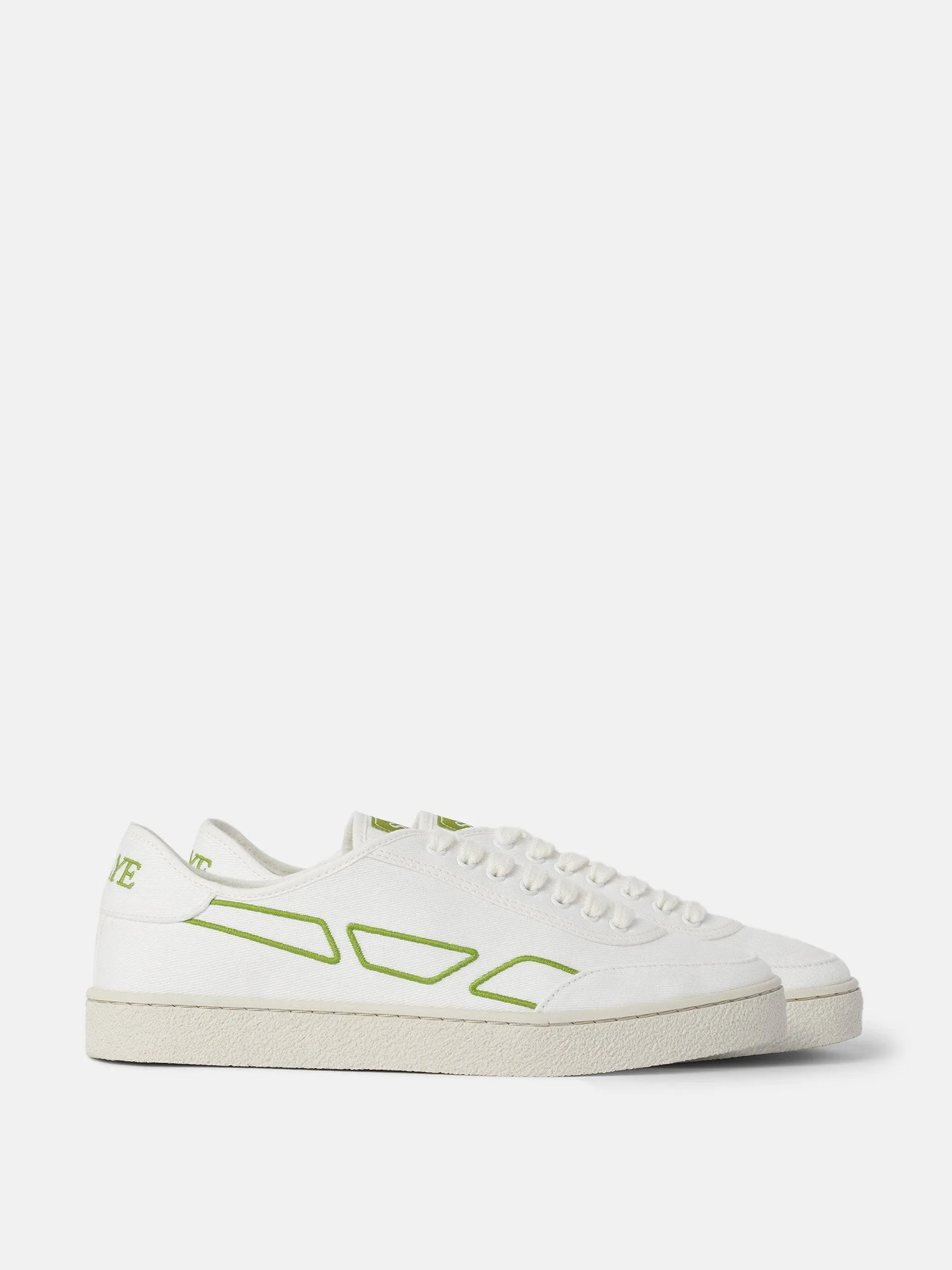 Modelo '65 trainer in lime