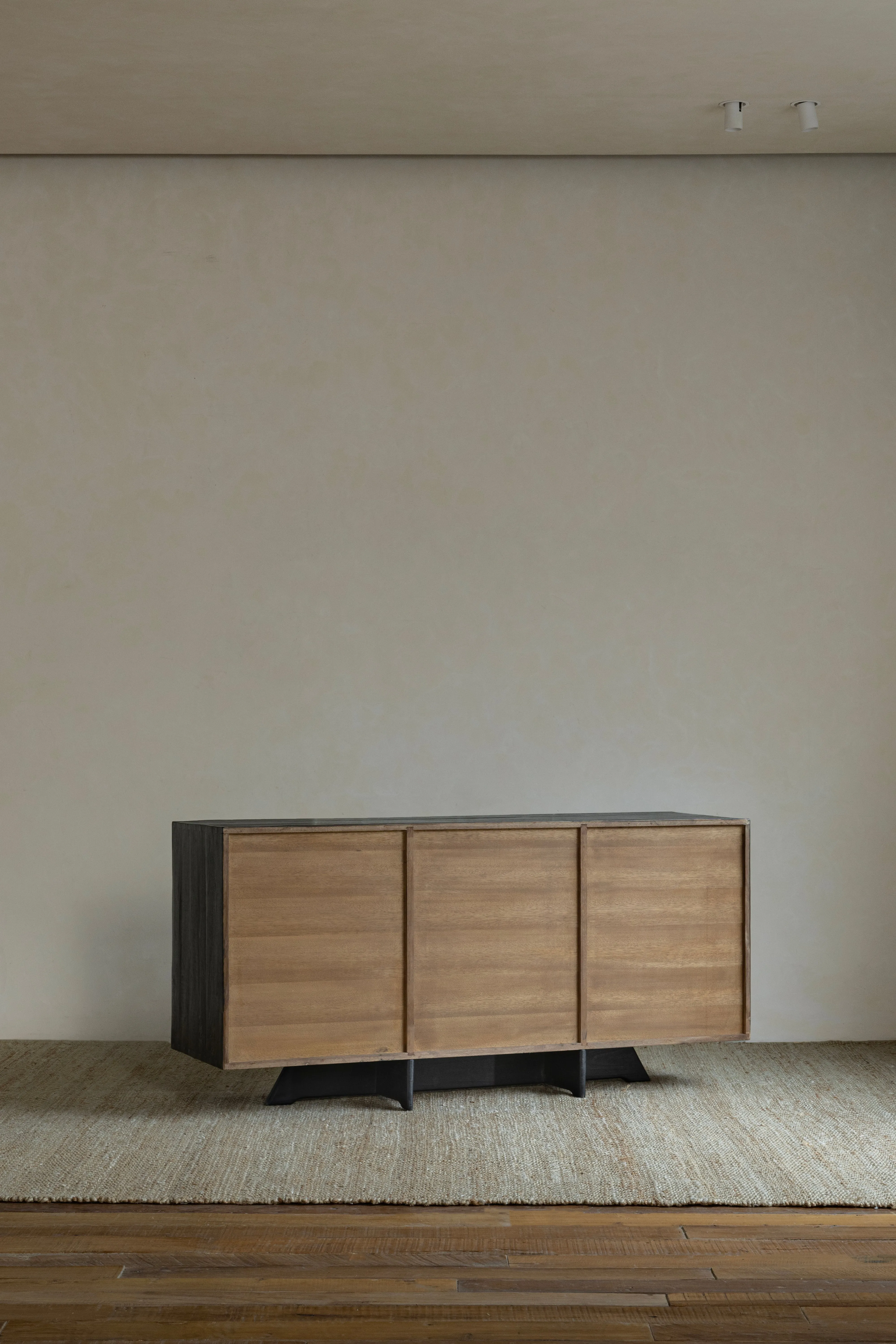 NO.9 Sideboard