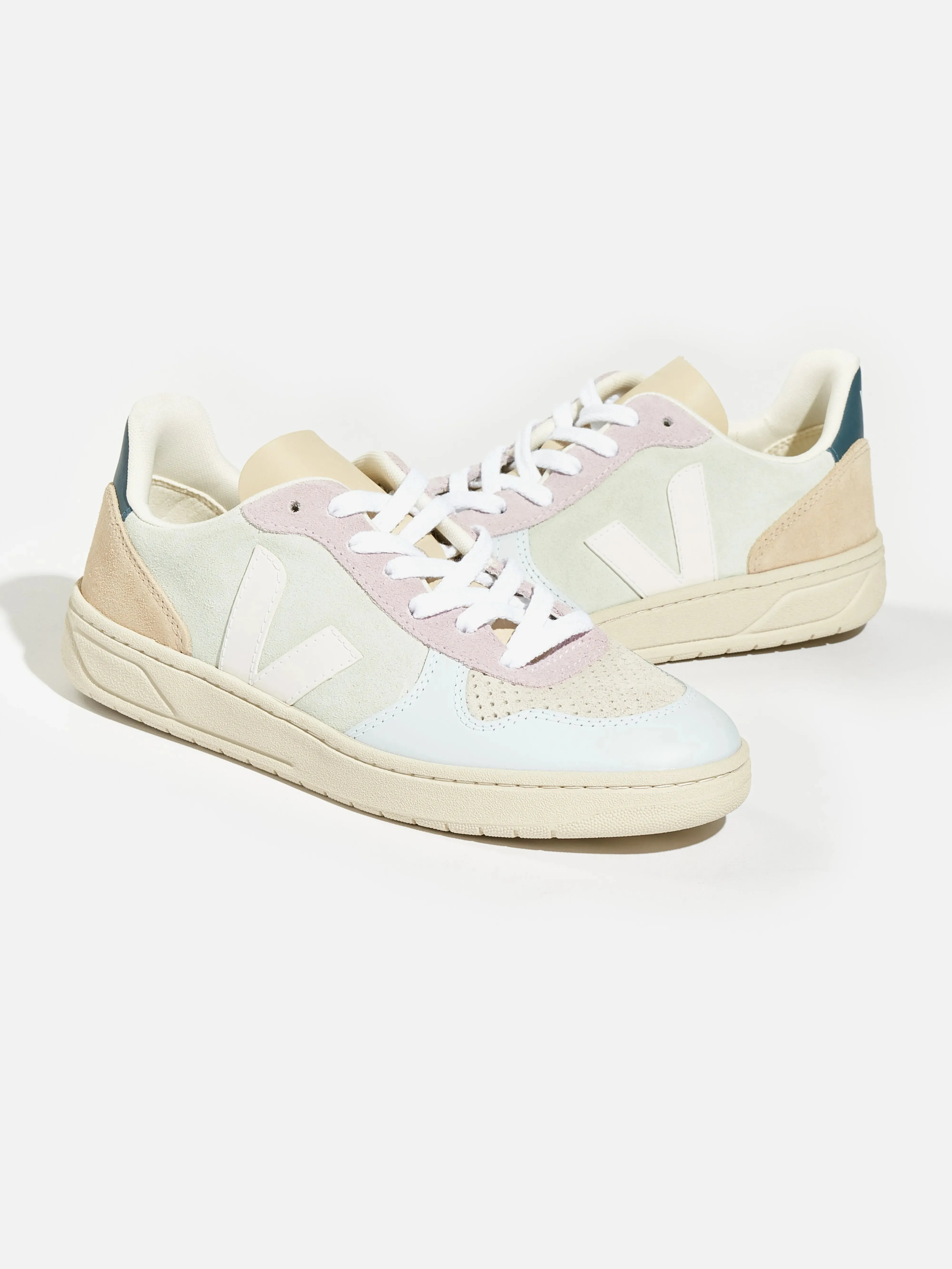 V-10 Suede For Women (232 / W / WHITE)