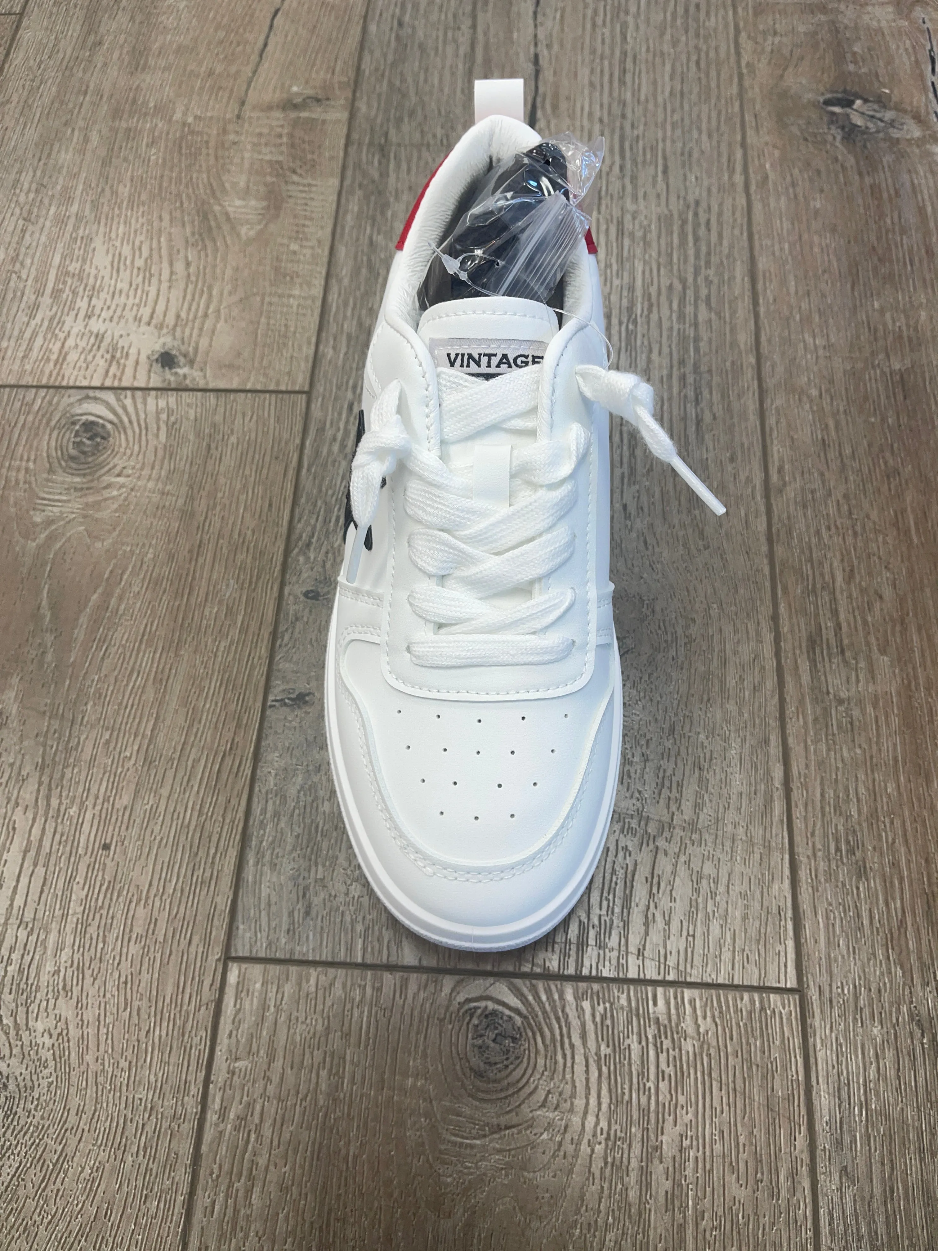 VH Aura 8 Sneakers